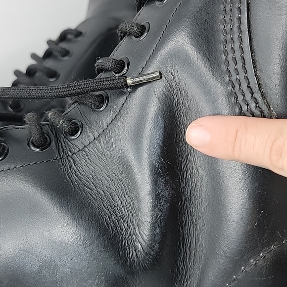 VTG Dr. Martens | 1460 distressed 10 hole black leather boots | MENS 9/10 - Picture 2 of 11